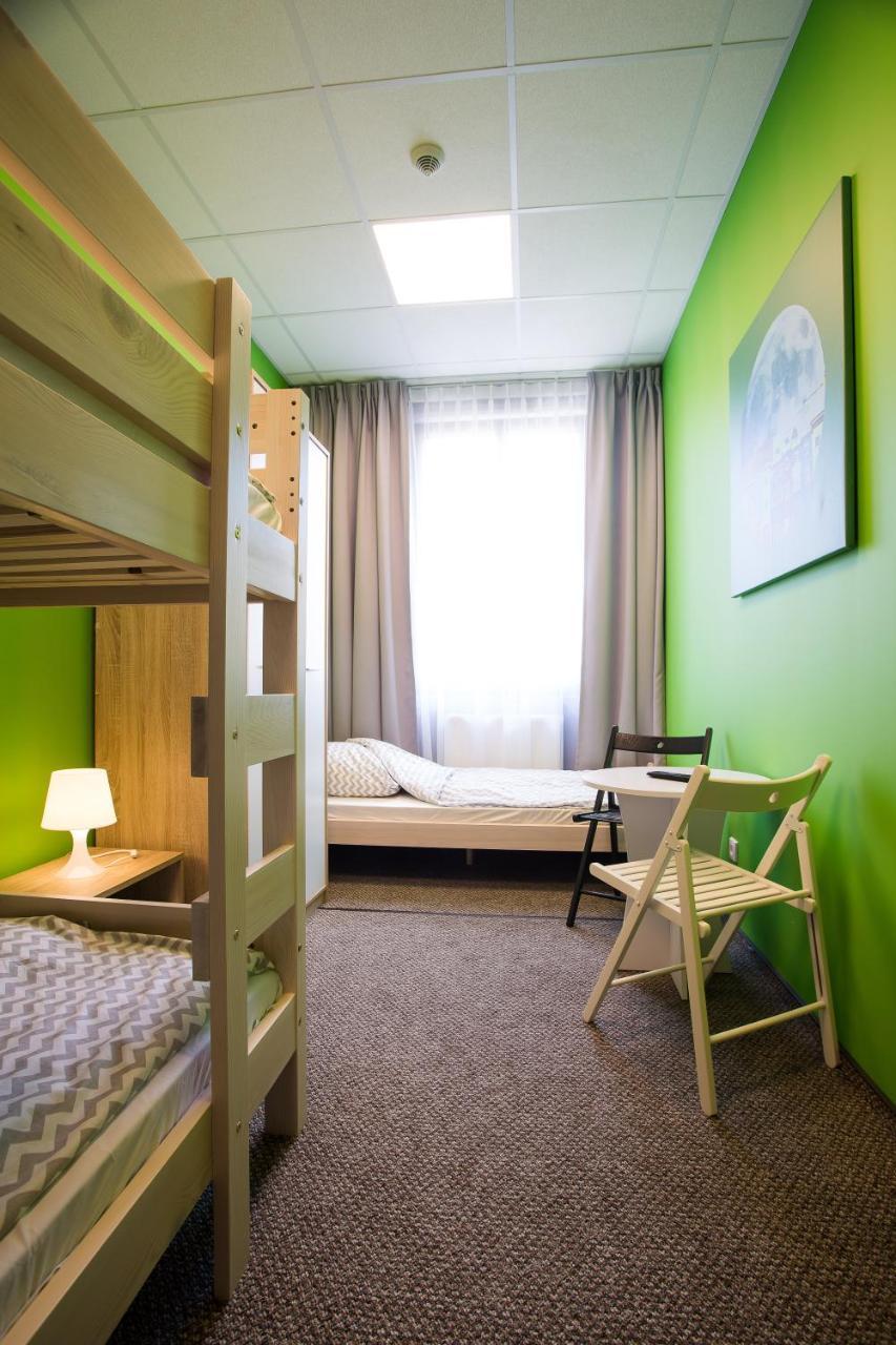 Moon Hostel ポズナン エクステリア 写真