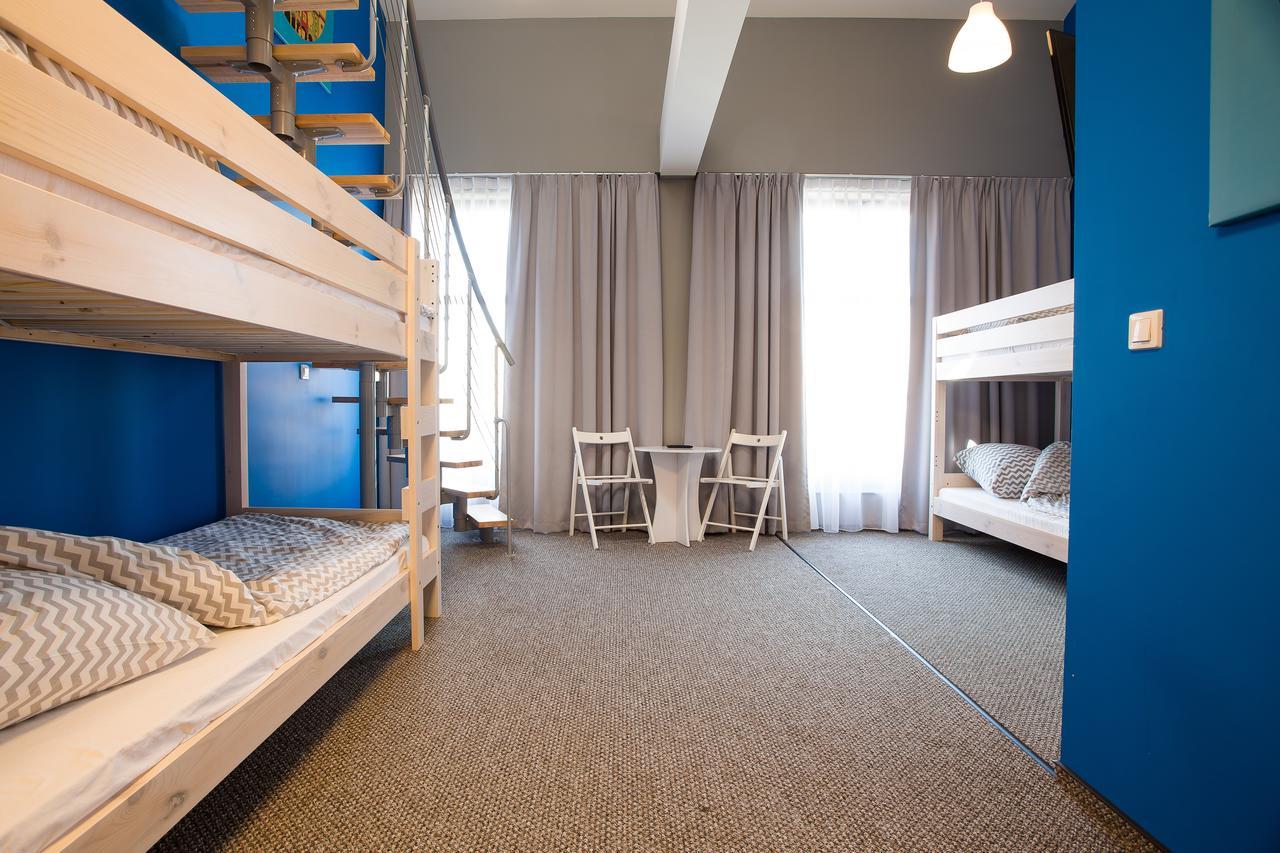 Moon Hostel ポズナン エクステリア 写真